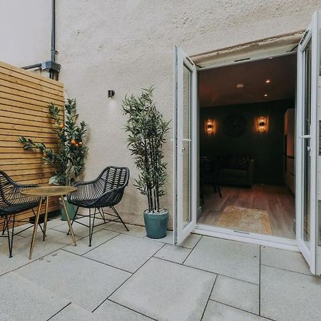 Clifton 32 - Garden Flat With Hot Tub - Hopewell Apartment Bristol Bagian luar foto