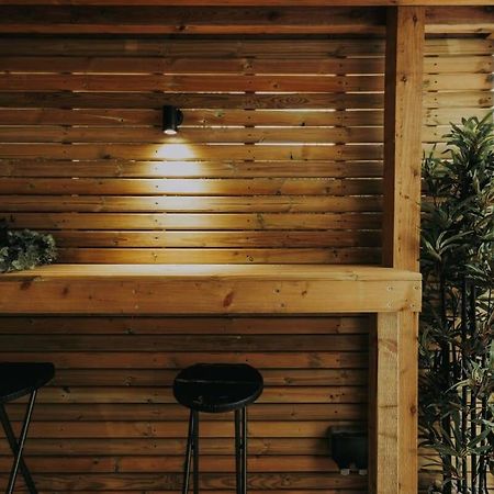Clifton 32 - Garden Flat With Hot Tub - Hopewell Apartment Bristol Bagian luar foto