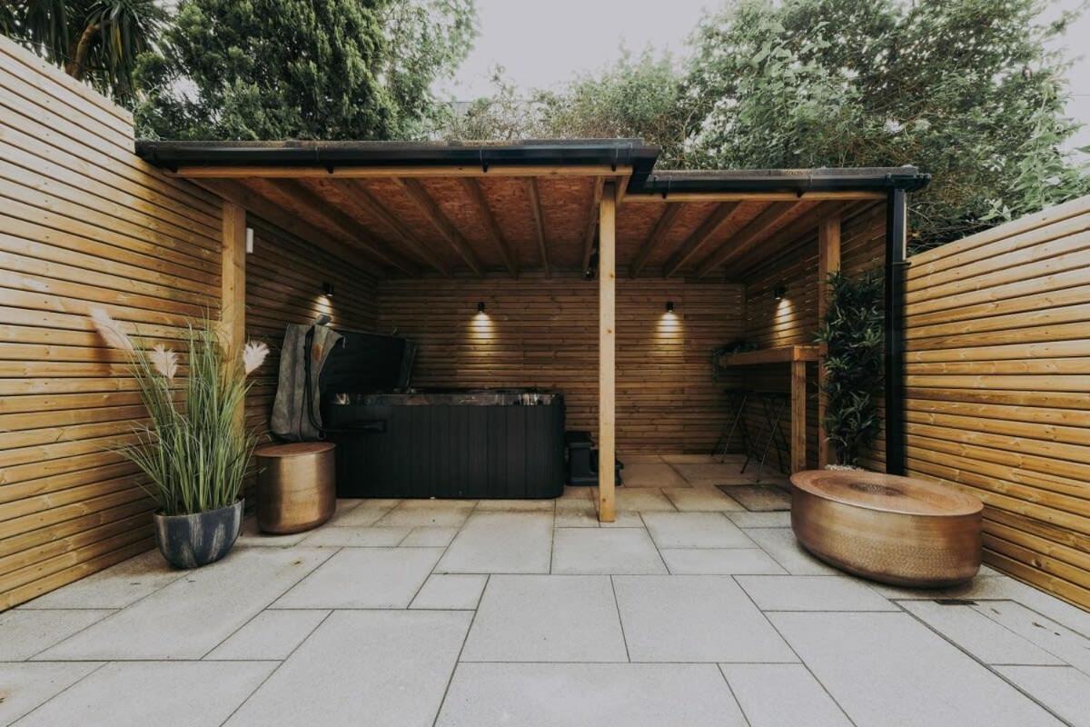 Clifton 32 - Garden Flat With Hot Tub - Hopewell Apartment Bristol Bagian luar foto